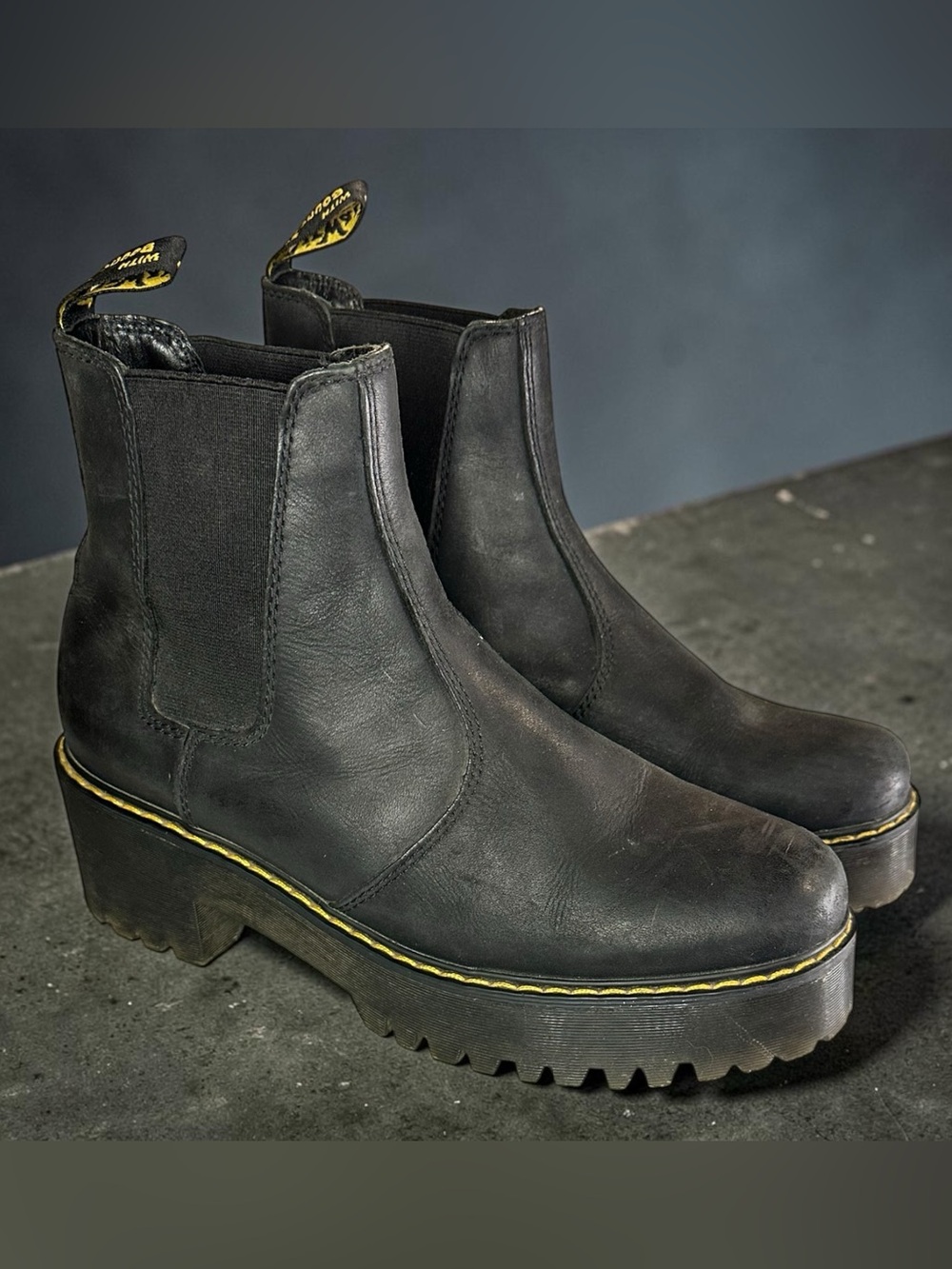 Dr Martens Rometty Platform Chelsea Boots Black Leather Women’s Size 10 LA004